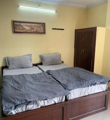Srinagar Colony Hotel | Nandini Guest House