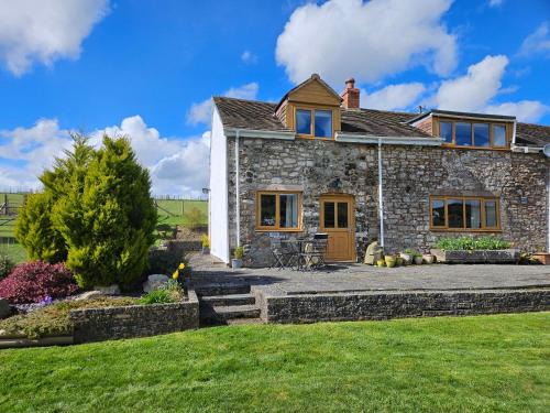 Pontesbury Casa | Nant-Isa