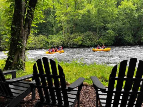 Nantahala Apartamento | Nantahala River Luxury Escape-on the river!