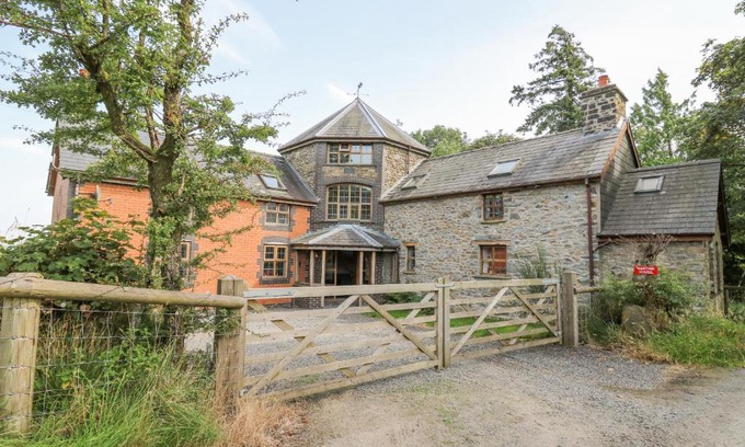 Llandrindod Wells Casa | Nanthir House