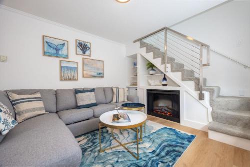 Half Moon Bay Casa | Nantucket Penthouse - walk to restaurants beaches activies & so much more