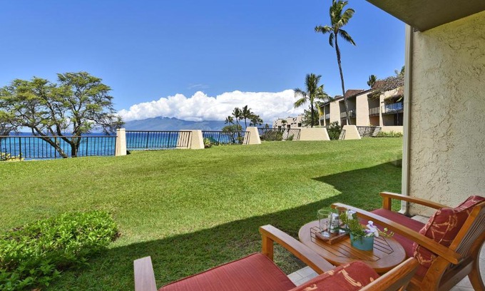 Napili Casa | Napili Point B44 · NP B44 Remodeled OceanFront Winter Getaway