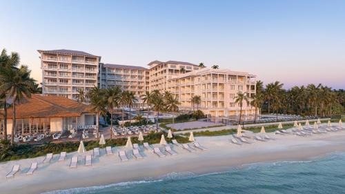 Coquina Sands Complejo | Naples Beach Club, A Four Seasons Resort