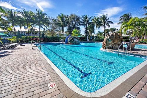 Naples Apartamento | Naples Condo with Golf View and Resort-Style Amenities