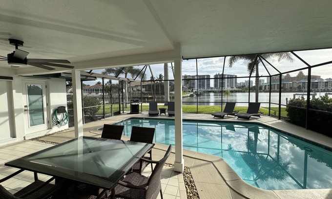 Connors Casa | Naples Fl. Vanderbilt Beach Waterfront- Magnificent Vanderbilt Bay!