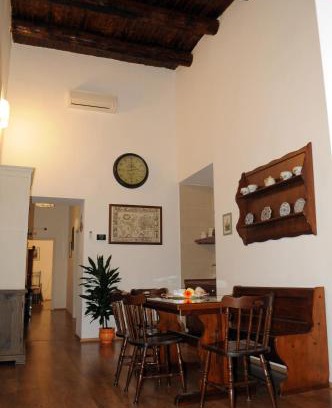 Naples City Centre Cama Y Desayuno | Napoli Pietrasanta LT