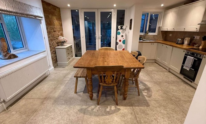 Napton-on-the-Hill Casa | Napton on the Hill - Sleeps Upto 7 & Pet Friendly