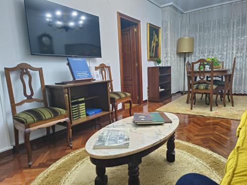 Las Campas y San Claudio Apartamento | Naranjo de Bulnes 2 'El Folgar'