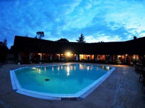 Naro Moru Cabina | Naro Moru River Lodge