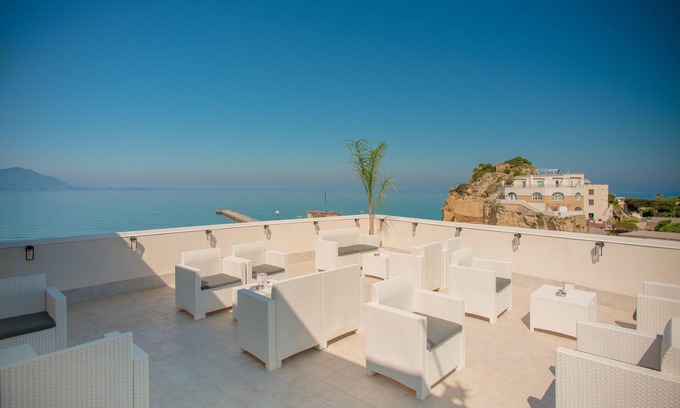 Licola Casa | Naro Suites and Rooms
