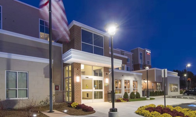 Nashua Condominio | Nashua's Ultimate Home-Style Retreat