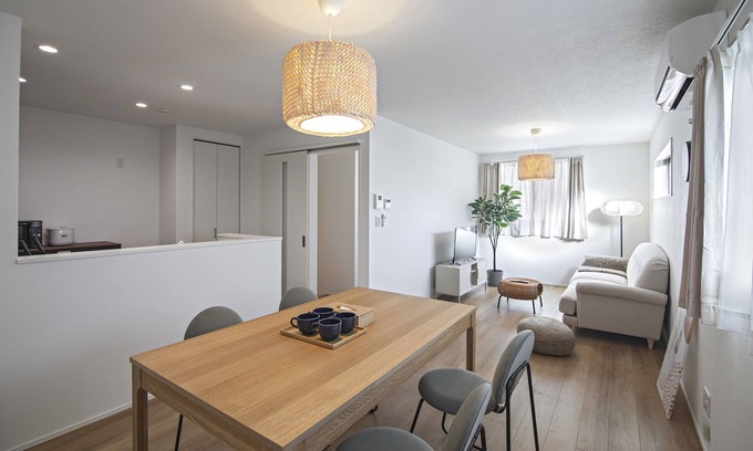 Nishinari Casa | Natsuya Kishisato