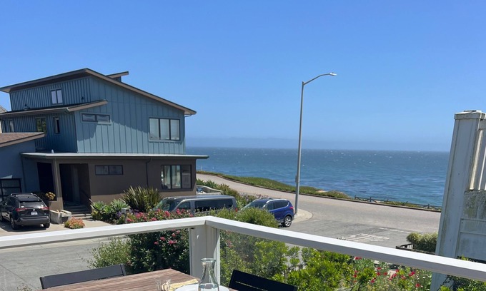 Westside Santa Cruz Casa | Natural Bridges Beach House with Ocean Views