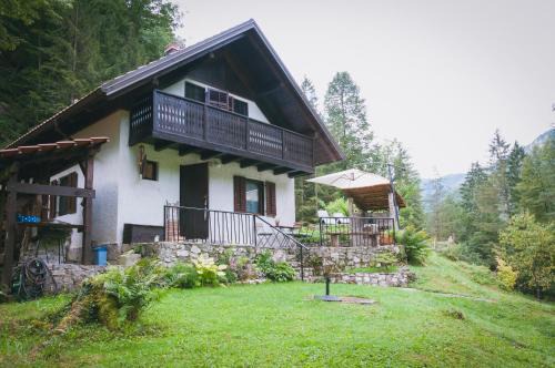 Gorenja Trebusa Casa | NATURALINA HOLIDAY HOUSE