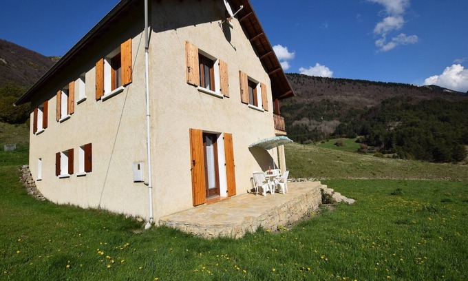 Lus-la-Croix-Haute Apartamento | Apartamento en Lus cerca de esquí y montañas