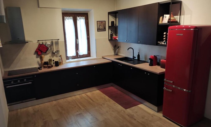Foligno Casa | Nature and Poetry House