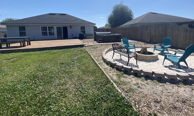 Sandalwood Casa | Nature Escape at Jax Beach