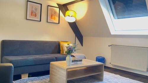 Tiefenbronn Apartamento | Nature I Bike path I Wildlife park I Kitchen I Parking