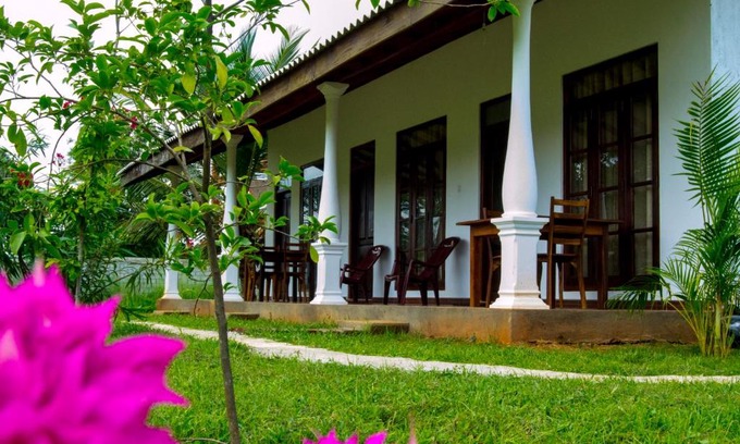 Inamaluwa Cama Y Desayuno | Nature Lodge