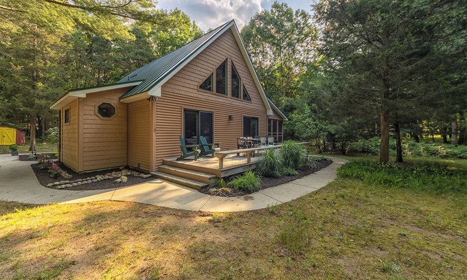 Fennville Casa | Nature lovers delight, private hot tub and a short walk to Lake MI