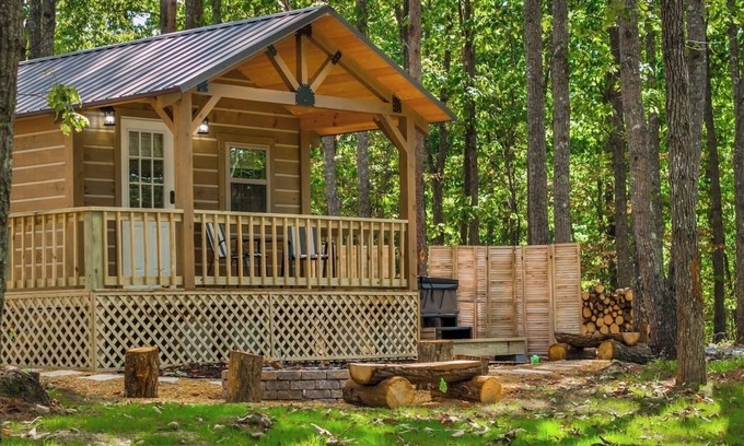 Mentone Cabina | Nature Lover’s Hideaway: Cozy Cabin with Amenities
