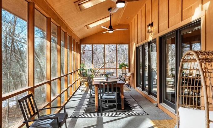 Newport Casa | Nature-Lover’s Retreat - 18 min to MSP and MOA