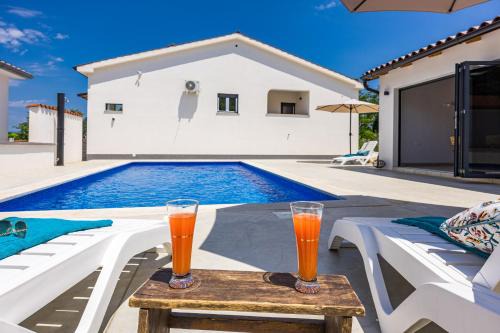 Boljevici Casa | Nature Lovers Retreat - Casa Irena with Pool