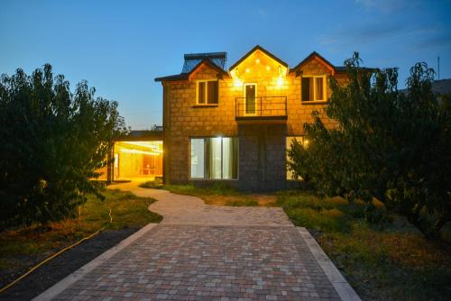 Areni Casa | Nature Rock Guesthouse