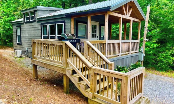 Jacksons' Gap Cabina | Nature’s Cove Cabin B-kayaks/fire pit/pet friendly