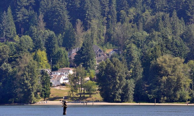 Port Moody Cama Y Desayuno | Nature's Door Guest Suite