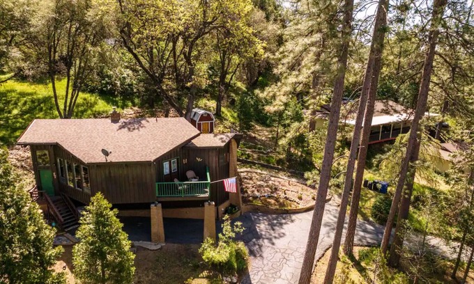 Yosemite Forks Casa | Nature's Embrace