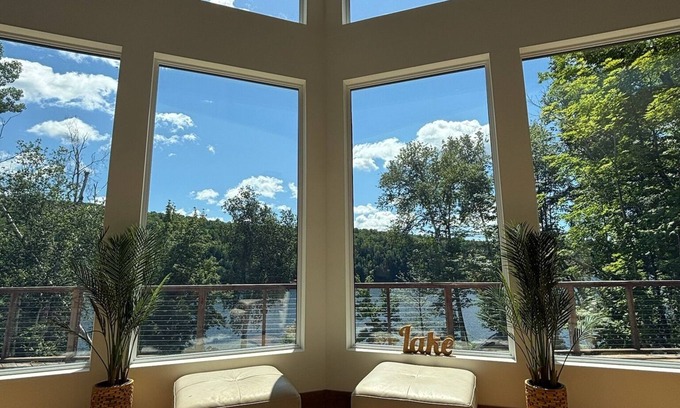 La Conception Casa | Nature's Paradise Luxury Lakeside Retreat SPA