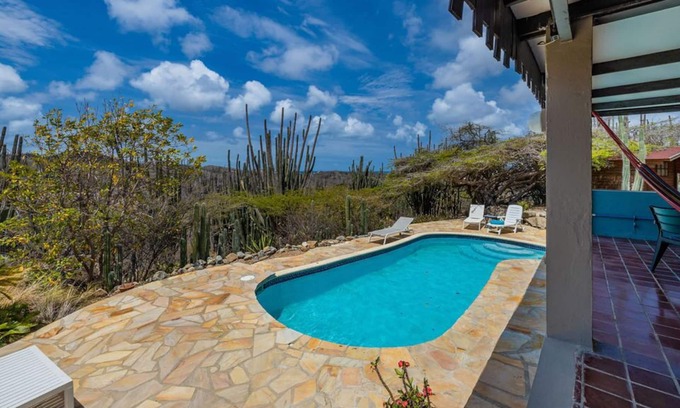 San Fuego Casa | Nature Scape Villa with Pool in National Park