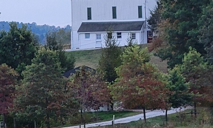 Ligonier Casa | Nature’s Haven... 3BR Barn suite, all conveniences of home, walk to town,