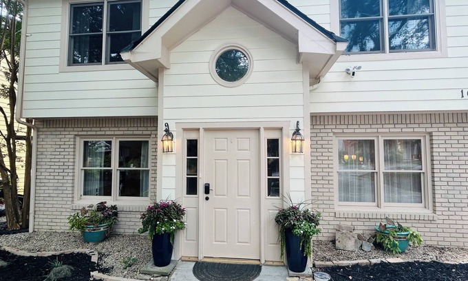 Buckhead Casa | Nature’s paradise in Metro Atlanta: 3-bedroom house in Brookhaven/Buckhead