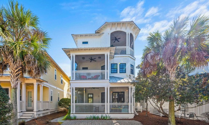 Santa Rosa Beach Casa | NatureWalk ~ Minutes to Seaside, Bikes, Pools, Pickleball