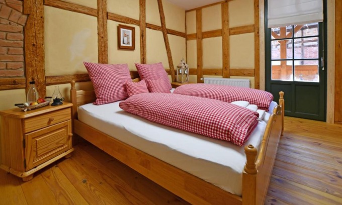 Bollberg Casa | Naturhof-Papiermühle 2 Bett-Zimmer Rosenrot