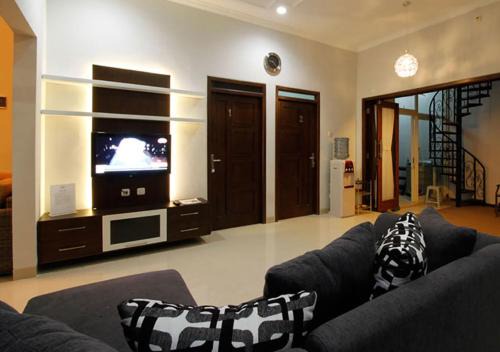 Sleman Casa | Naura Guest House