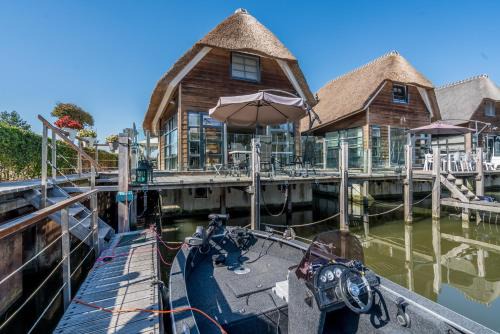 De Heen Complejo | Nautic Rentals - Watervilla's Zuiderhoeve