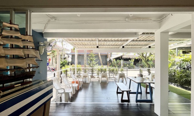 Khuekkhak Casa | Nautical Home & Seashell House B&B
