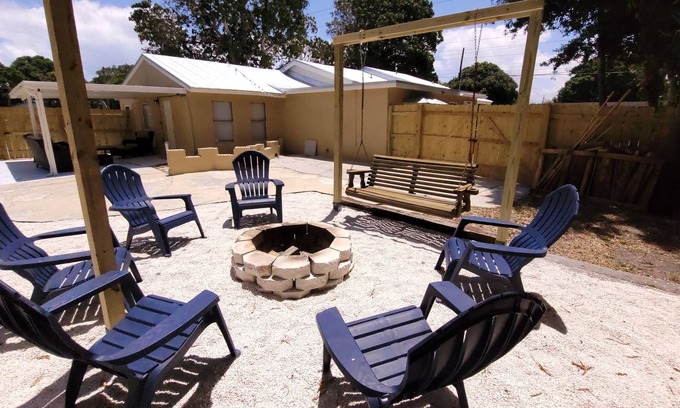 Fort Pierce Casa | Nautical Oasis w/Arcade close to Beach+Town. Pet Friendly w/Free RV/Boat Storage