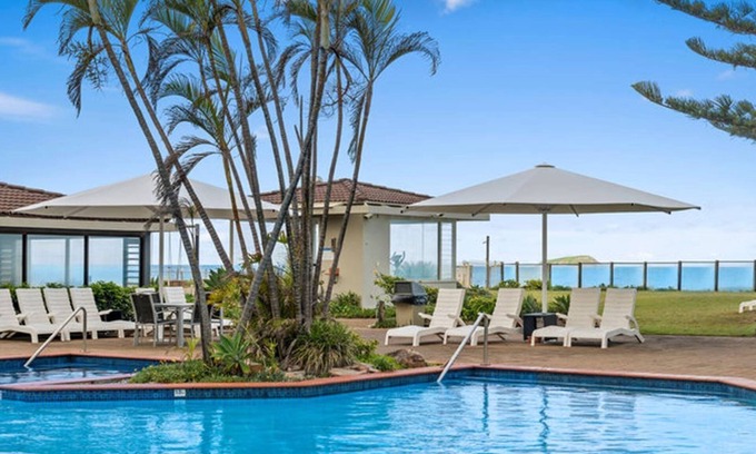 Sapphire Beach Apartamento | Nautical Owl - Two bedroom apartment at a Beachside Resort