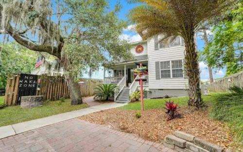 Tybee Island Apartamento | Nautical Watch 4BR 3Bath Family Beach Home
