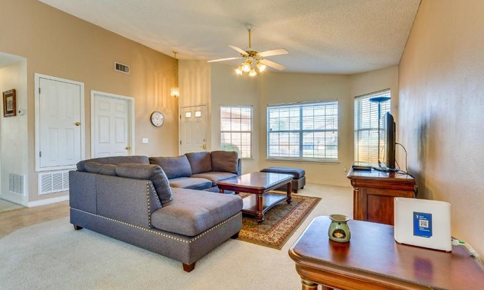 Navarre Casa | Navarre Vacation Rental Home about 4 Mi to Beach!