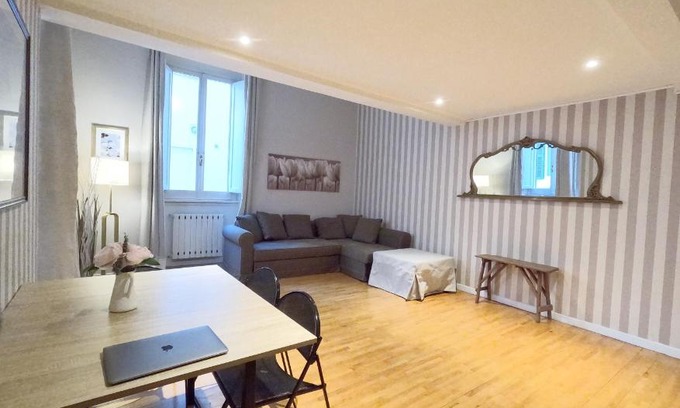 Rione VIII Sant'Eustachio Apartamento | Navona Gold Apartment