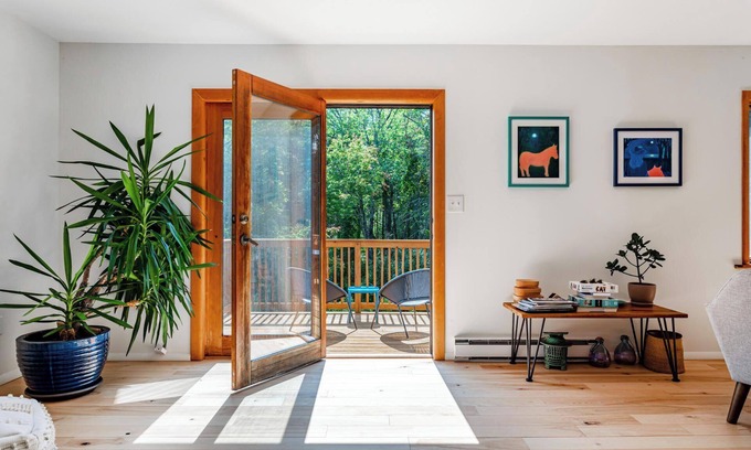 Hollowville Casa | Navywood: Scandi | Peaceful | Red Hook/Rhinebeck