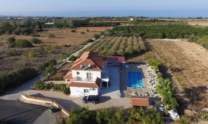 Tala Villa | Paraíso por su nombre, el paraíso de la naturaleza. Es más como un complejo, que una villa !!