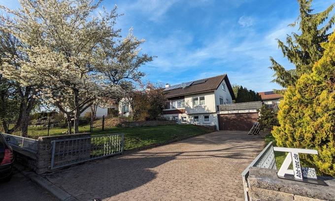 Bitz Apartamento | Bitzer Blick Feel at home! 2 rooms, fully equipped kitchen