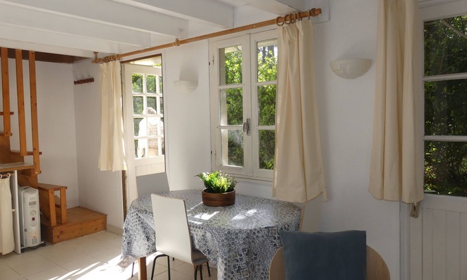 Crozon Apartamento | ndependent apartment - expectionnal sea view - swimming pool - 4 persons