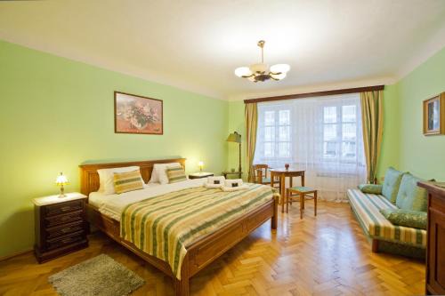 Mikulov Casa | (Ne)vinná kavárna